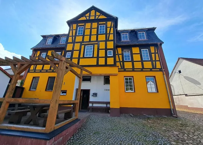 Zum Hirsch Hotel Lucka